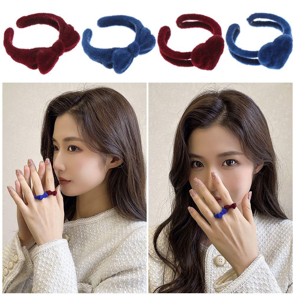 Nhẫn Vải Nhung Màu Đỏ Rượu Làm Quà Tặng Valentine