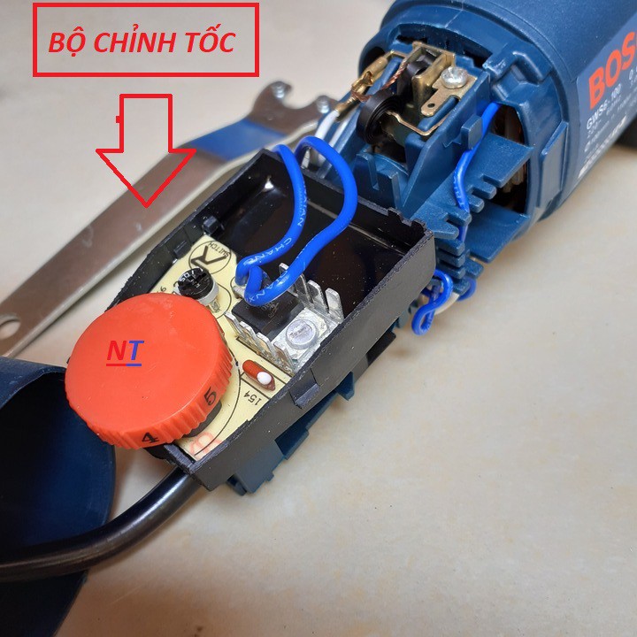 Máy mài, máy cắt BOSCH GWS 6-100 có điều chỉnh tốc độ