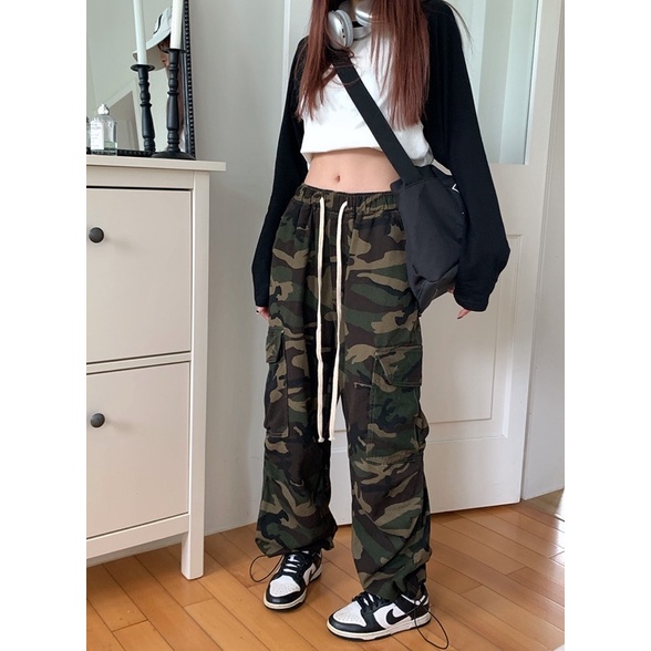 Quần ống suông hoạ tiết Camo