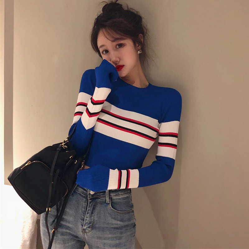 Áo Croptop dệt kim hoạ tiết kẻ sọc phong cách vintage