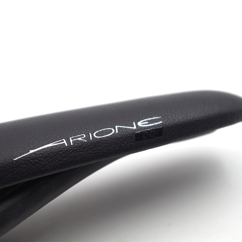 Yên Xe Đạp Bằng Sợi Carbon Cho Xe Đạp Aione 00