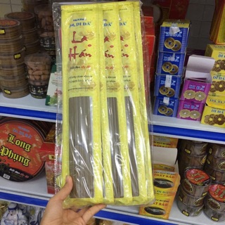 Nhang thắp LA HÁN 38 (300 nén = 10 thẻ) - thơm ngát rễ cỏ Bài, bát hương, bàn thờ, hương trầm