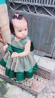 Đầm công chúa phối lưới kim sa 