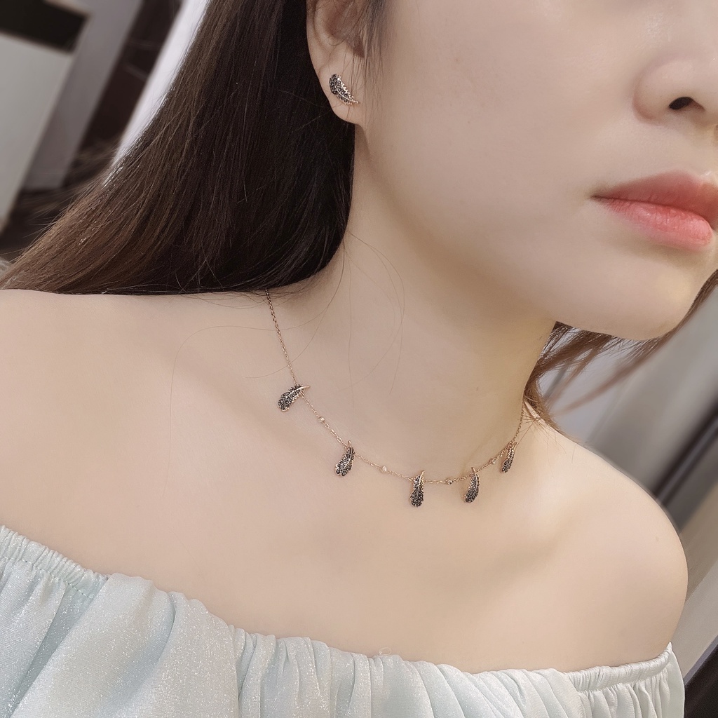 Dây chuyền Khuyên tai Swarovski lông vũ đen