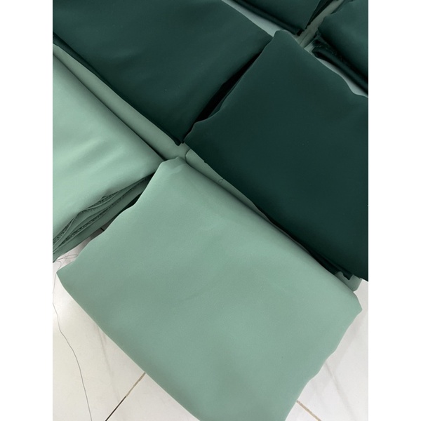 Vải lụa hồng ngọc hàng cây cắt mét