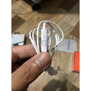 Tai nghe Nhét Tai  SR1-2