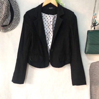 Áo Blazer đũi lửng cực trẻ trung