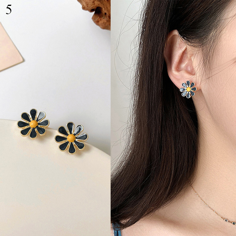 Hoa Tai Dáng Dài Thiết Kế Đơn Giản Phong Cách Retro