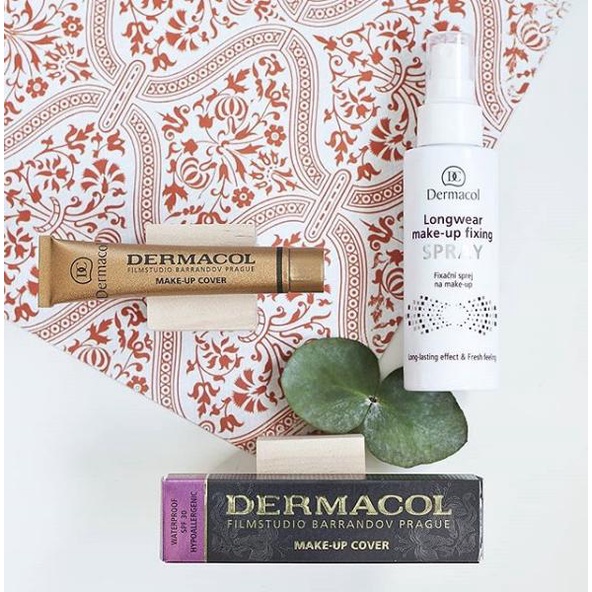 Xịt khoá nền bảo vệ lớp trang điểm Dermacol Longwear Make-up Fixing Spray[Tặng kem che khuyết điểm Dermacol kèm theo] | BigBuy360 - bigbuy360.vn