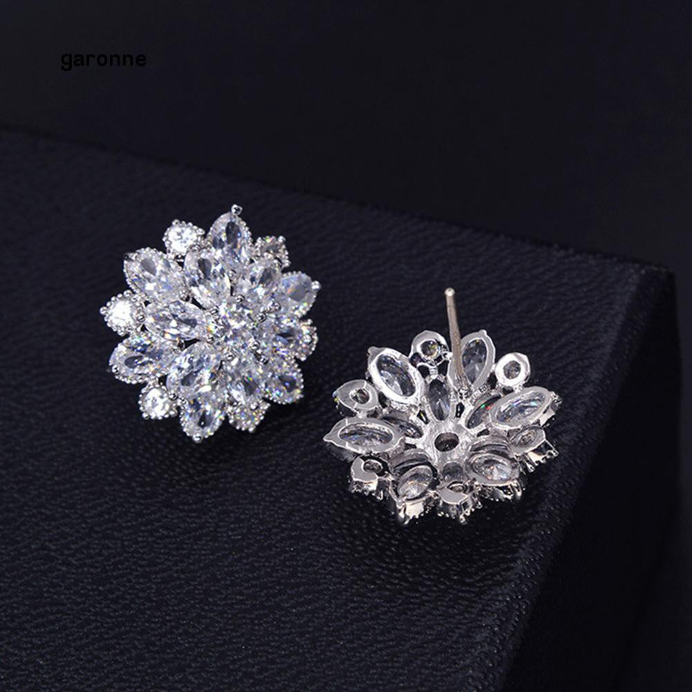 Cặp khuyên tai thời trang nữ đính đá Cubic Zirconia siêu sang trọng màu bạch kim