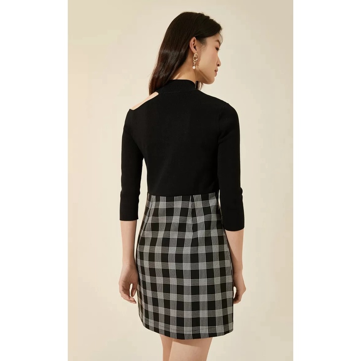 Vero Moda Váy Đan Ghép Kẻ Ca Rô Vai Xẻ Cổ Tròn Cho Nữ 32117C020