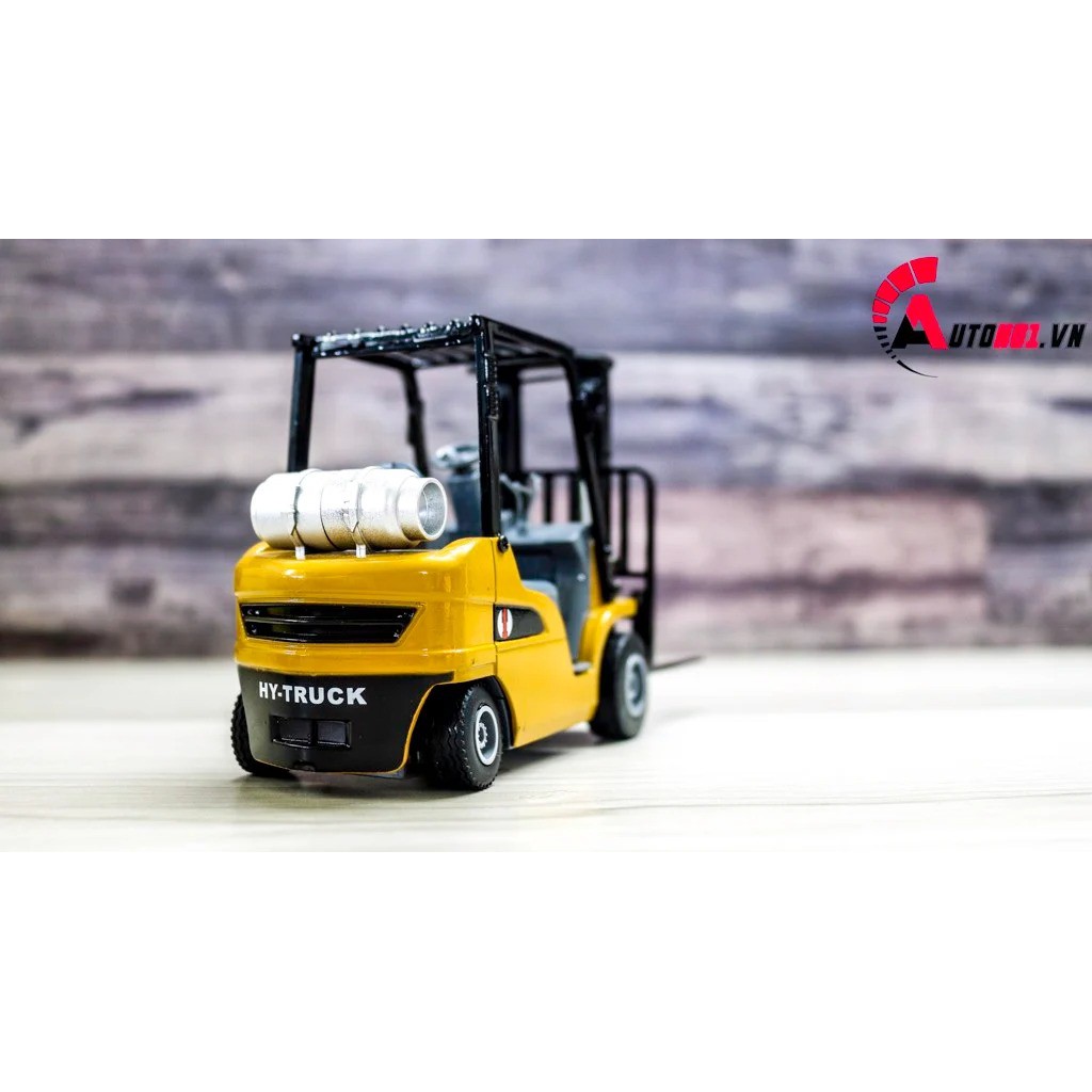 MÔ HÌNH XE NÂNG HÀNG CÓ MÓC 1:25 HYTRUCK 7665