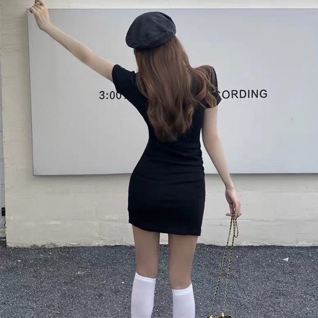 Đầm cổ vuông xẻ trước dáng ôm body màu đen sexy cá tính freesize &lt; 53kg