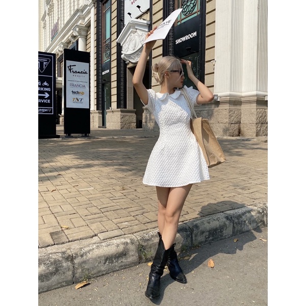 [Mã FAMARAL1 giảm 10K đơn 50K] Sibling House - Đầm tay phồng cổ bèo vải xốp Mochi | BigBuy360 - bigbuy360.vn