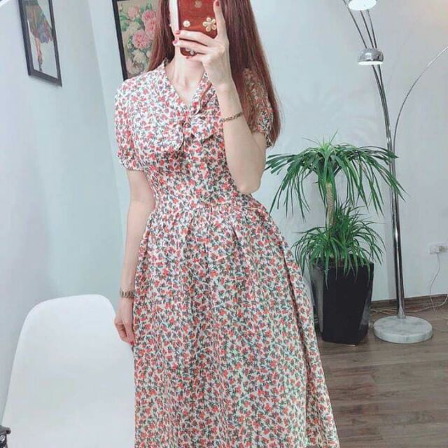 váy voan họa tiết hoa nhí