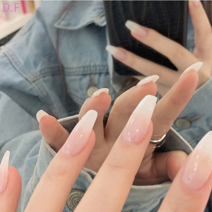 Sơn Móng Tay Latex Màu Trắng Sữa Chuyên Dùng Cho Cửa Hàng