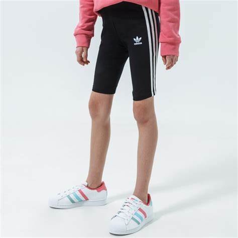 Quần short đùi Adidas