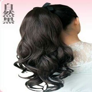 Tóc giả nối đuôi gà xoăn nhẹ