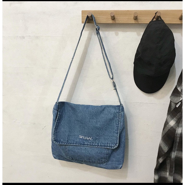 Túi chéo jean denim thêu chữ special