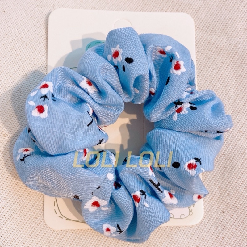 Scrunchies cột tóc hoa nhí dễ thương. Buộc tóc hoa nhí 4 màu phun nổi Loli