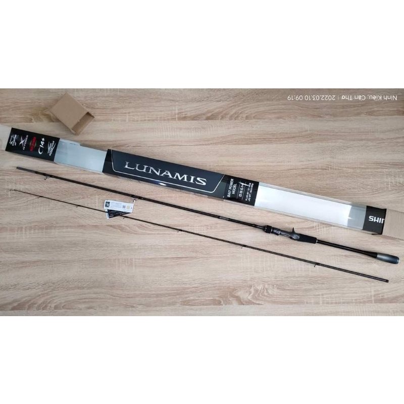 Cần Câu Cá Shimano 2020 Lunamis B86M - 2.59m - Máy Ngang