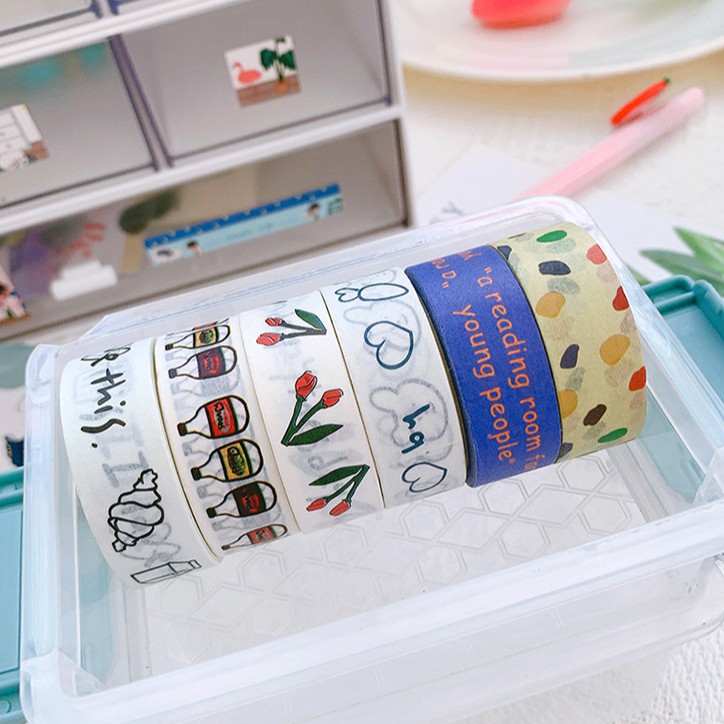 1 cuộn băng dính nhỏ (washi tape) trang trí sổ tay