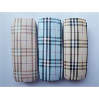 hộp đựng kính cận