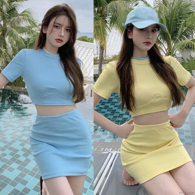 1 Bộ Áo Croptop + Chân Váy Ôm Thể Thao Gợi Cảm Cho Nữ