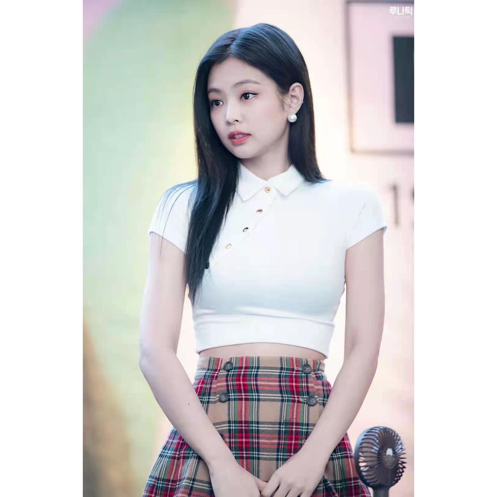 Áo thun gân croptop body dáng polo hàng khuy chéo Jennie trẻ trung năng động | BigBuy360 - bigbuy360.vn