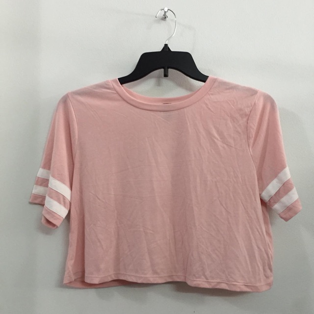 Áo crop top F21