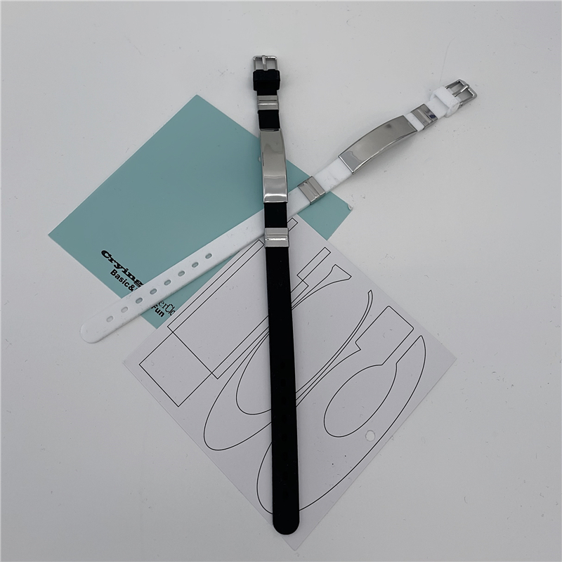 Vòng Tay Silicone Thép Titan Phối Dây Xích Thời Trang 22032 Cho Nam Nữ