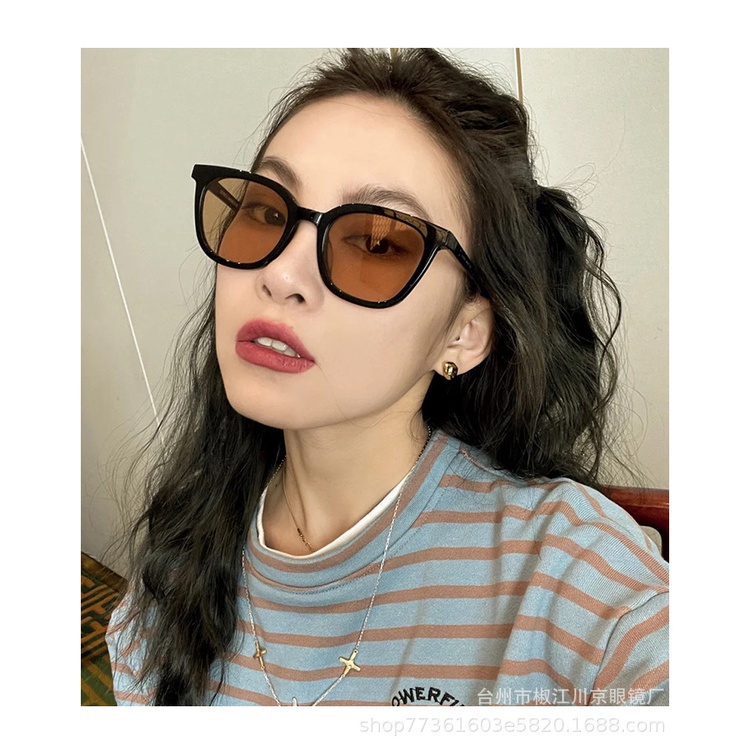 Mắt kính thời trang nam nữ gọng vuông phong cách Hàn quốc chống tia uv400