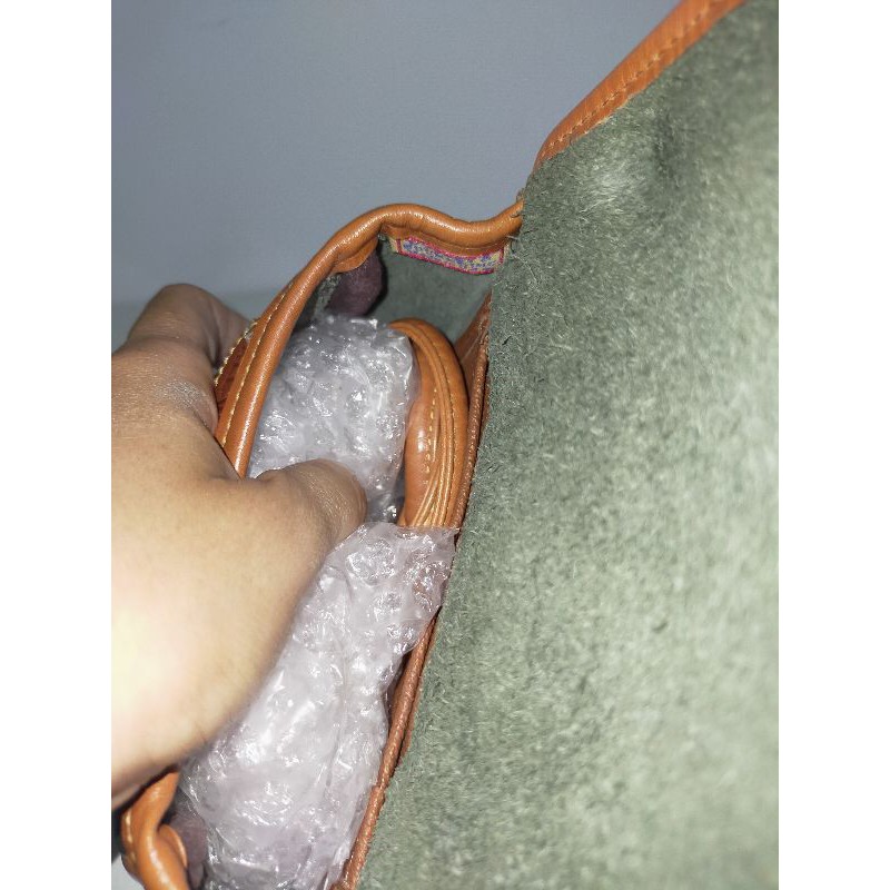 Túi xách si hiệu vịt mĩ