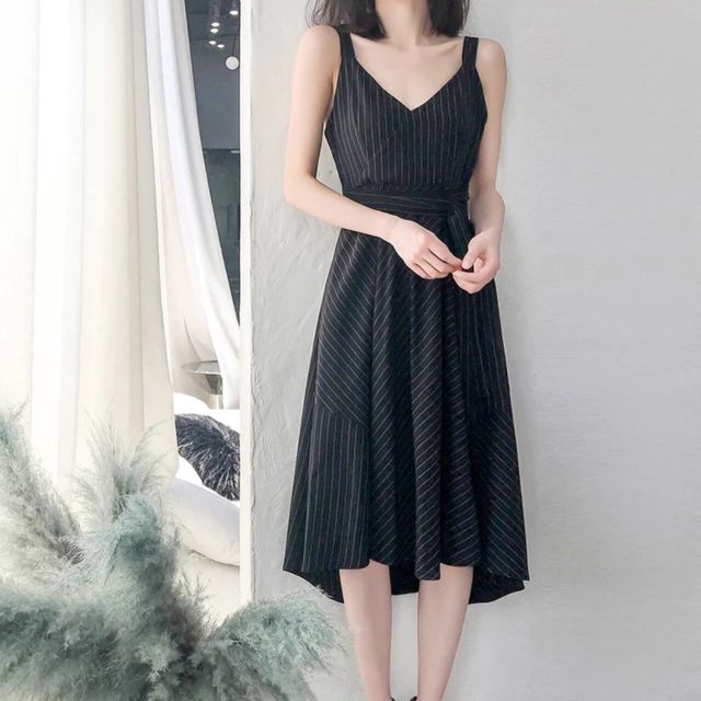 Đầm kẻ sọc hai dây tùng xòe rất xinh đẹp (free size)