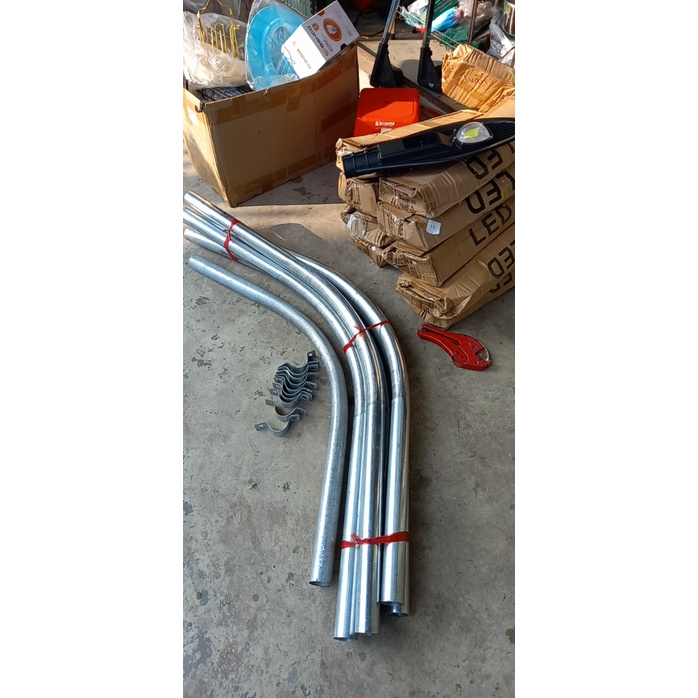 Cần cột đèn đường phi 60 và phi 48, cần đèn ngoài trời có đai ốp bắt phi 48 x 1,5met