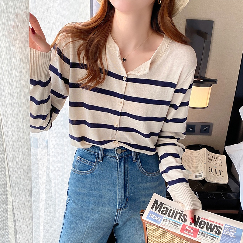 【ZHELIHANGFEI】Áo Len Tay Dài Cổ Chữ V Form Rộng Họa Tiết Kẻ Sọc Hợp Thời Trang