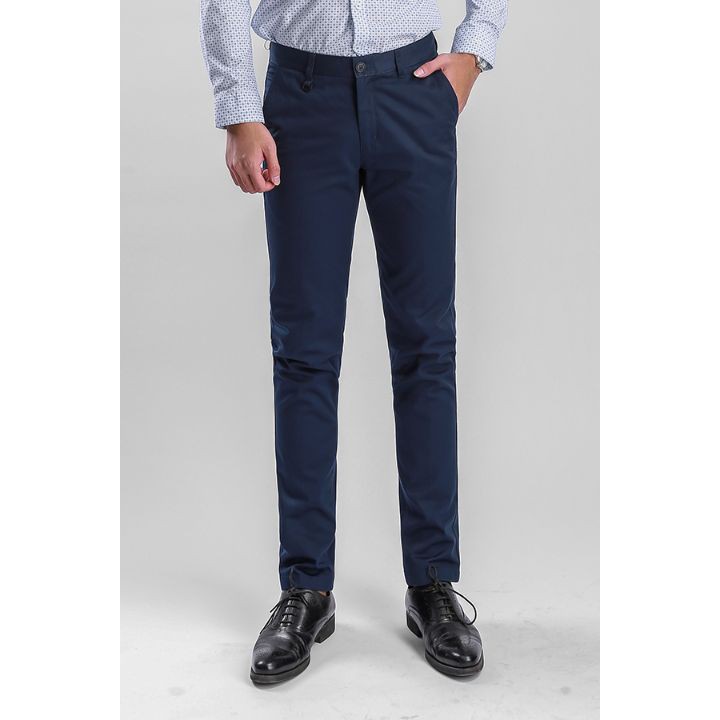 Quần dài Khaki Aristino AKK01707 dáng Slim fit - Nên giảm 1 size so với dáng Slimfit thông thường