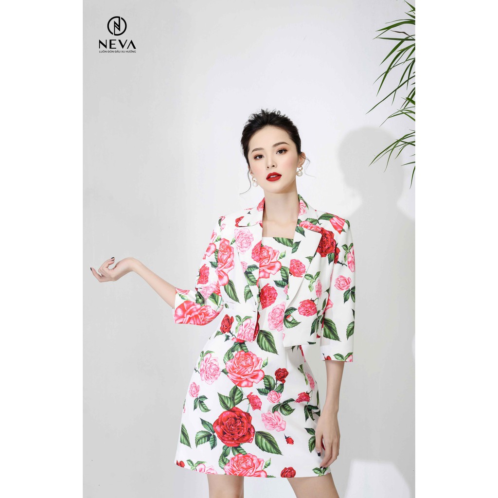 Áo Vest Lửng Họa Tiết Hoa Hồng NEVA W610124