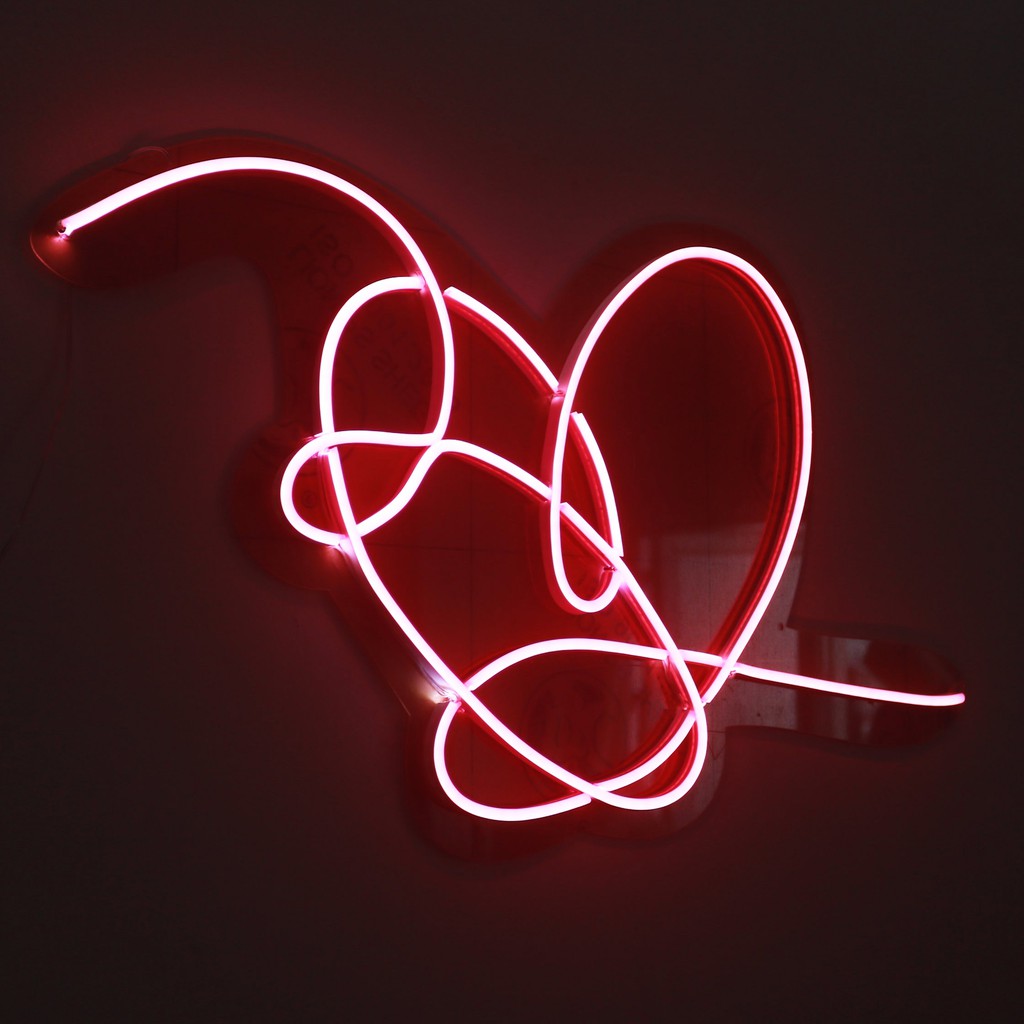 Đèn led neon BTS Love Yourself, neon chữ ký trái tim, trang trí phòng ngủ, màu hồng đỏ