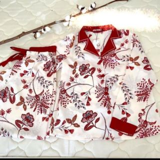 Bộ Pijama lụa satin họa tiết hoa lá, chim có mẫu vải lựa chọn