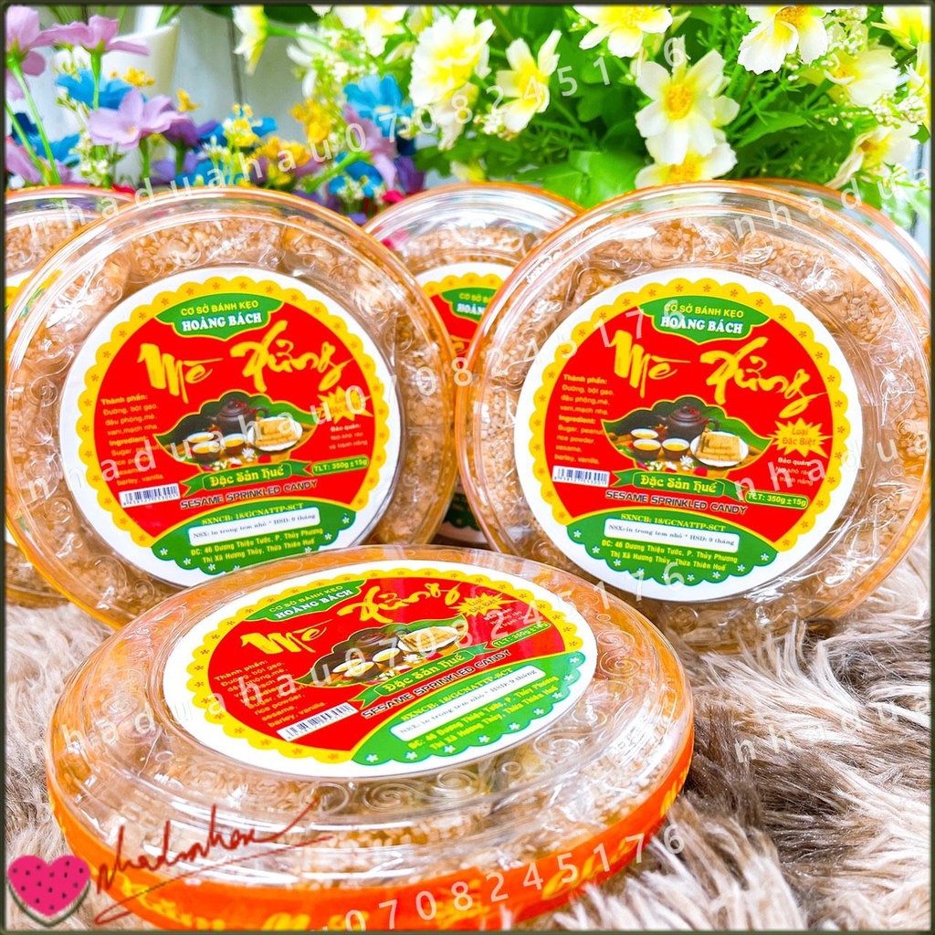 Một hộp kẹo mè xửng đậu phộng mè dẻo Hoàng Bách đặc sản Huế hộp 350gam