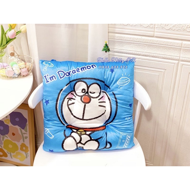 Gối tựa lưng, lót ghế Hello Kitty - Doremon Doraemon