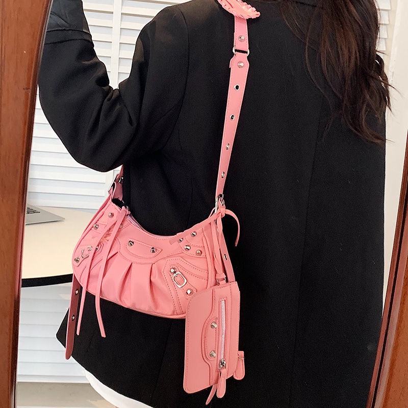 Túi Đeo Vai Gắn Đinh Tán Phong Cách Retro Cá Tính Dành Cho Nữ 2022