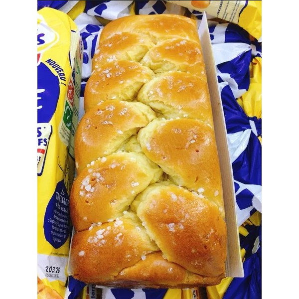 Bánh mì Hoa Cúc Pháp Harrys Brioche 500gr (Date 01.01.2022)