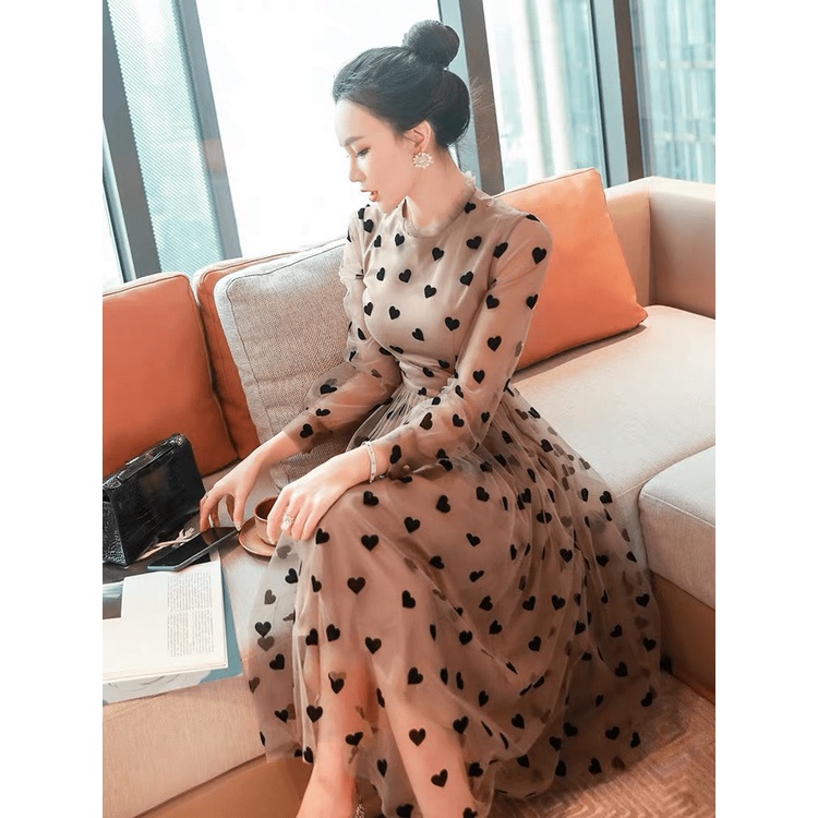 ĐẦM LƯỚI TIM ÉP NHUNG UP thoi trang shop valentina