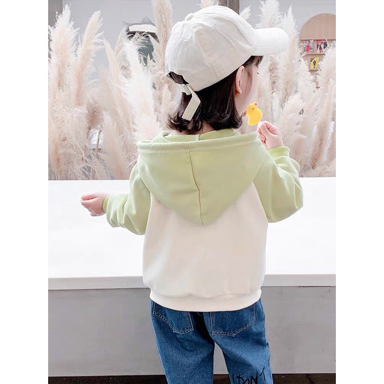 Áo khoác dài tay có mũ trùm đầu dành cho bé gái, chất vải da cá mềm mịn, mặc mát, khả năng đàn hồi và co giãn tốt