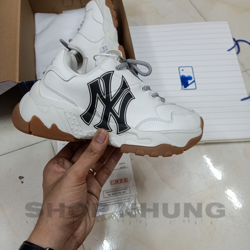 Giày mlb trắng chữ ny đen đế nâu nam nữ