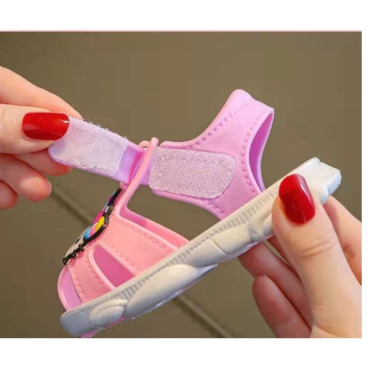 GIÀY SANDAL TẬP ĐI CHO BÉ HOẠT HÌNH CON VẬT SIÊU YÊU