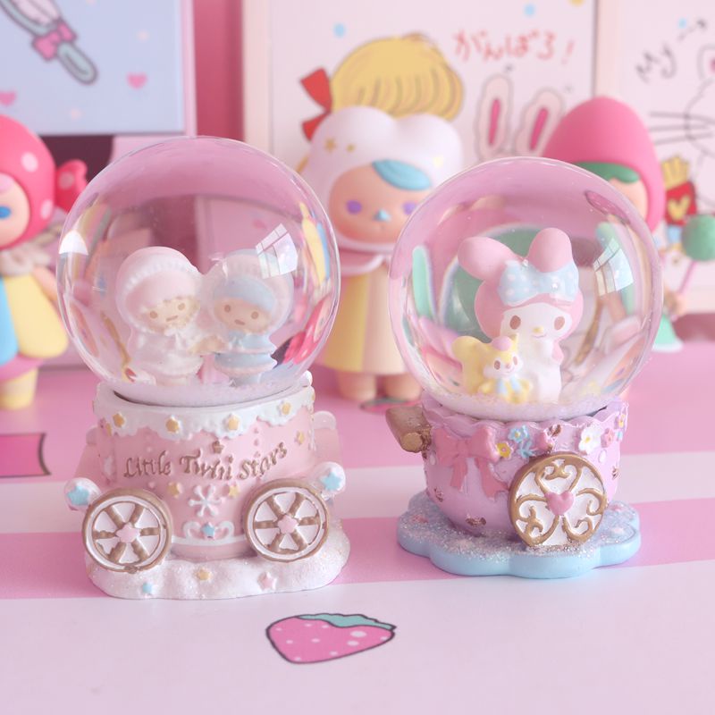 QUẢ CẦU TUYẾT MINI SANRIO DECOR BÀN HỌC 2537