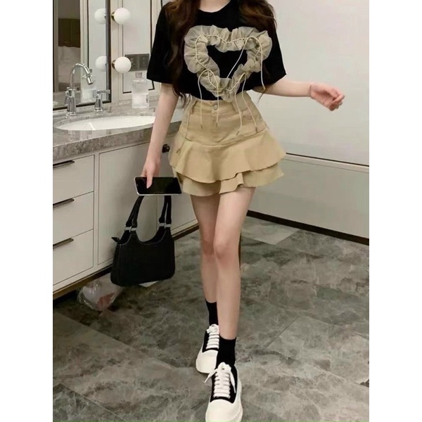 SET PULL ĐEN KẾT VOAN TIM + CHÂN VÁY NUDE BÈO TẦNG